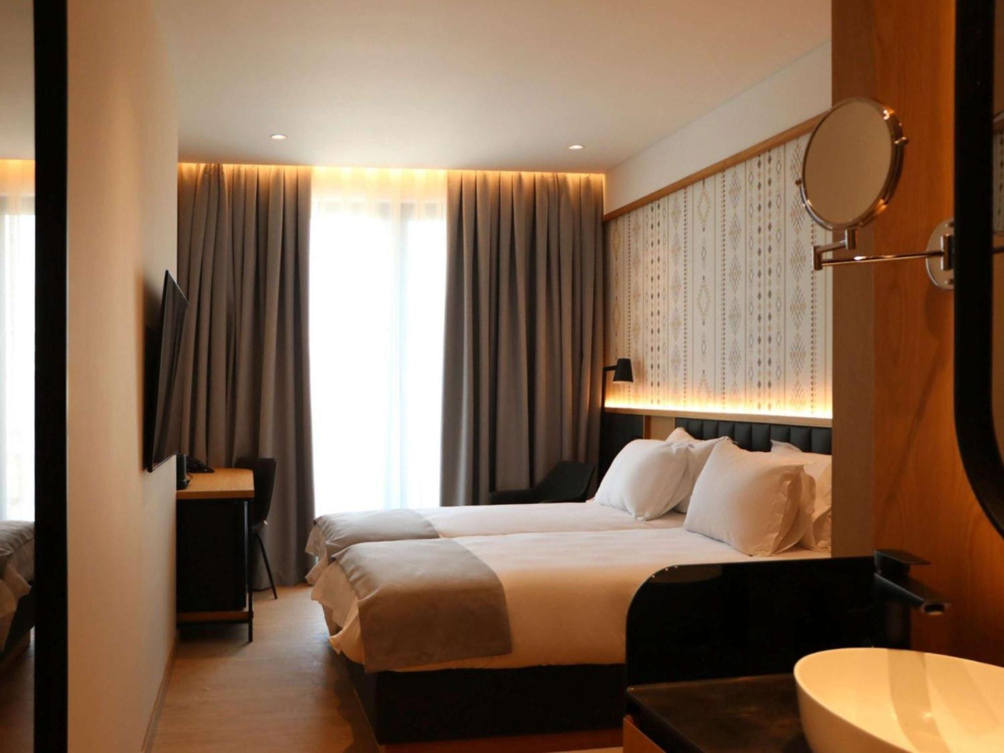 Mercure Prishtina City Pristina Exterior photo