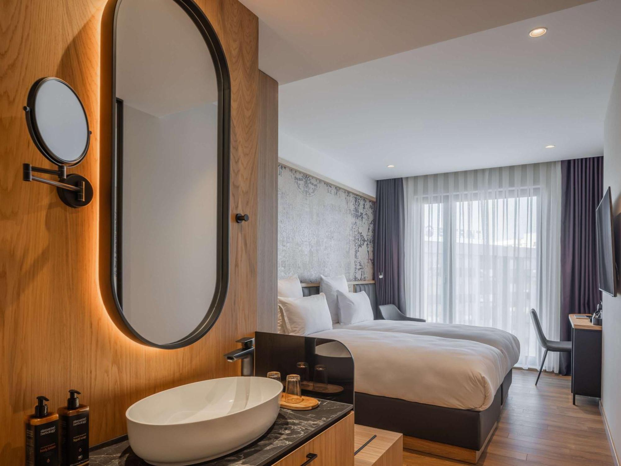 Mercure Prishtina City Pristina Exterior photo